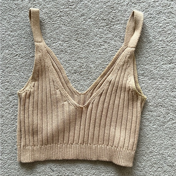 Aerie Tank - Picture 3 of 3